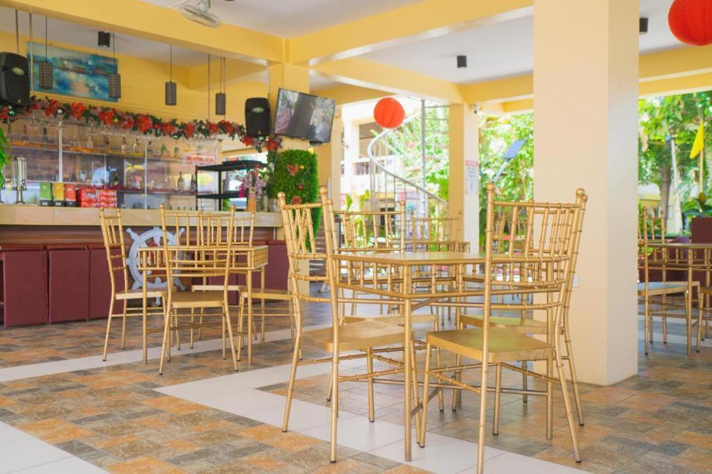 Suzuki Beach Hotel Olongapo Exteriér fotografie