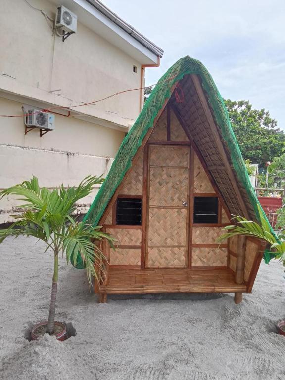Suzuki Beach Hotel Olongapo Exteriér fotografie